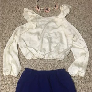 Silky summer top ruffles